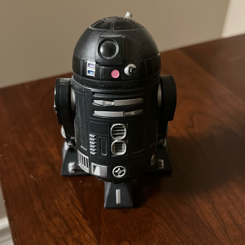 Disney Store C2-B5 Elite Series Die Cast Action Figure 4 1/2 Rogue One Star Wars